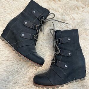 Sorel Joan of Arctic Black Wedge Boot